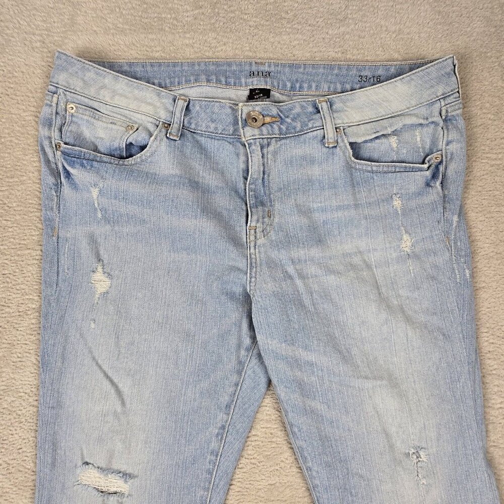 A New Approach Jeans Womens Size 16 Cropped Capri Light Wash Distressed Casual - Picture 2 of 13